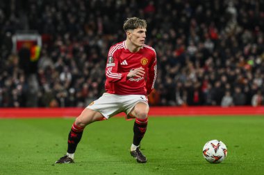 Manchester United takımından Alejandro Garnacho, 13 Mart 2025 tarihinde Old Trafford, Manchester, İngiltere 'de Manchester United ve Real Sociedad maçında topa vuruyor.