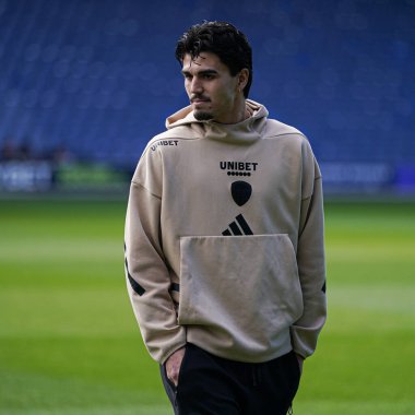 Leeds United takımından Pascal Struijk, 15 Mart 2025 'te Londra' daki Kiyan Prince Vakfı Stadyumu 'nda Queens Park Rangers - Leeds United karşılaşması öncesinde oynamıştır.