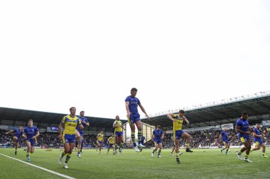 Warrington Wolves oyuncuları maç öncesi ısınma maçında Widnes Vikings vs Warrington Wolves 'a karşı DCBL Stadyumu, Widnes, Birleşik Krallık, 15 Mart 2025