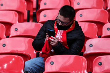 Liverpool taraftarları 16 Mart 2025 'te Wembley Stadyumu' nda Liverpool - Newcastle United Carabao Kupası final maçı öncesinde geldiler.