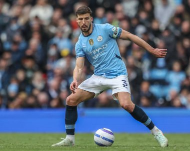 Premier Lig karşılaşmasında Manchester City ile Brighton ve Hove Albion maçında Manchester Stadyumu, Manchester, İngiltere, 15 Mart 2025