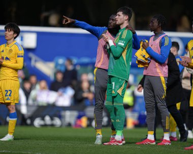 Leeds, 15 Mart 2025 'te Londra' daki Kiyan Prince Vakfı Stadyumu 'nda Queens Park Rangers - Leeds United maçından sonra Leeds maçına çıktı.