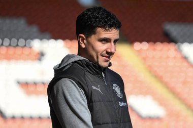 Blackpool 'dan Albie Morgan, 15 Mart 202' de Bloomfield Road, Blackpool 'da oynanan Blackpool-Leyton Orient maçının önünde geldi.