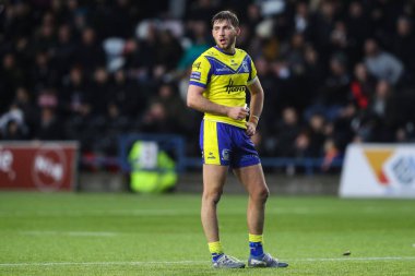 Warrington Wolves takımından Jordy Crowther 15 Mart 2025 'te İngiltere' nin Widnes şehrinde oynanan Betfred Challenge Cup maçında Widnes Vikings vs Warrington Wolves 'a karşı