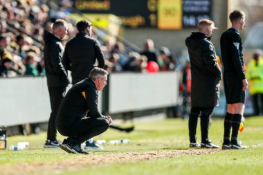Cambridge United takımından Neil Harris, 15 Mart 202 'de Cledara Abbey Stadyumu' nda oynanan Cambridge United ve Peterborough United maçında üzgün görünüyor.