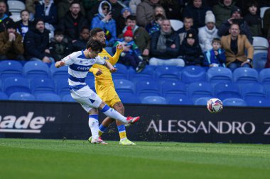 Queens Park Rangers takımından Koki Saito, 15 Mart 2025 'te Londra' daki Kiyan Prince Foundation Stadyumu 'nda oynanan Queens Park Rangers - Leeds United maçında 1-0 berabere kaldı.
