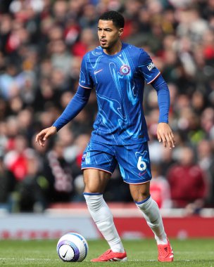 Chelsea 'den Levi Colwill, 16 Mart 2025' te Emirates Stadyumu 'nda oynanan Premier League karşılaşmasında Chelsea' ye karşı Arsenal maçında çarpışacak.