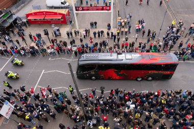 Galler koçu, İngiltere 'nin Cardiff şehrindeki Principality Stadyumu' nda oynanan 2025 Guinness 6 Milletler maçı öncesinde Westgate Caddesi 'ne geldi.