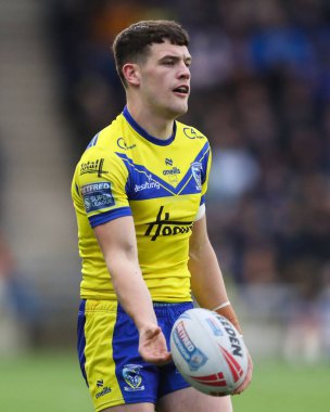 Warrington Wolves takımından Josh Thewlis, 15 Mart 2025 'te İngiltere' nin Widnes Stadyumu 'nda oynanan Betfred Challenge Cup maçında Widnes Vikings vs Warrington Wolves maçında