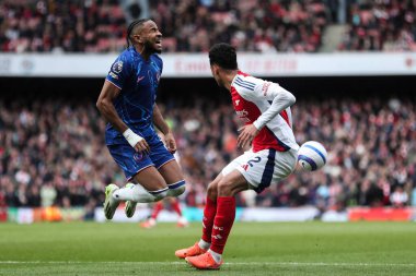 Chelsea 'den Christopher Nkunku, 16 Mart 2025' te İngiltere 'nin başkenti Londra' daki Emirates Stadyumu 'nda oynanan Premier League karşılaşmasında Arsenal ve Chelsea maçında Arsenal ile bir araya geldikten sonra tepki gösterdi.