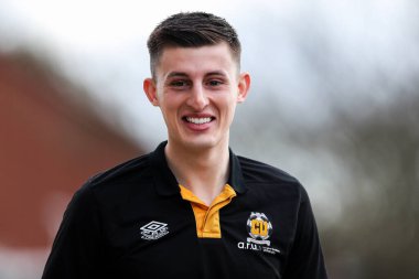 Cambridge United 'dan Kelland Watts, 15 Mart 2025' te Cledara Abbey Stadyumu 'nda oynanan ve Cambridge United ile Peterborough United arasındaki Sky Bet 1 maçı öncesinde Cledara Abbey Stadyumu' na geldi.