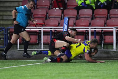 Warrington Wolves takımından Ben Currie 15 Mart 2025 'te Widnes' in Widnes Stadyumu 'nda oynanan Betfred Challenge Cup maçında skoru 16-20' ye çıkardı.