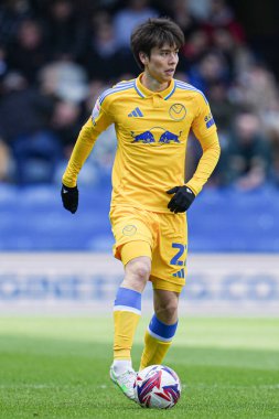 Leeds United takımından Ao Tanaka 15 Mart 2025 'te Londra' daki Kiyan Prince Vakfı Stadyumu 'nda Queens Park Rangers - Leeds United maçında karşılaşacak.