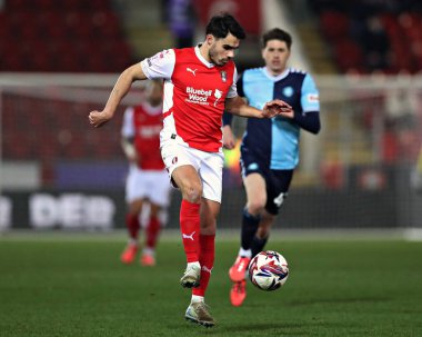 Rotherham United takımından Reece James, 18 Mart 2025 'te New York Stadyumu' nda Rotherham United 'a karşı Wycombe Wanderers maçında