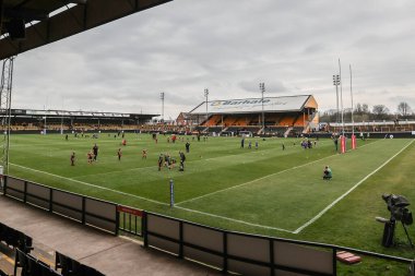 Betfred Süper Lig 5. raundunun ilerisindeki Hortum Bakım Ormanı genel görünümü Castleford Tigers Catalans Dragons 'a karşı The Mend-A-Hose Jungle, Castleford, Birleşik Krallık, 22 Mart 2025