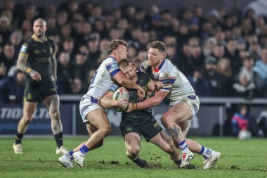 Wakefield Trinity 'den Harvey Smith ve Wakefield Trinity' den Ky Rodwell, Wakefield Süper Lig 5. Raunt karşılaşmasında Hull FC 'ye karşı Wakefield Trinity ile DIY Kitchens Stadyumu, Wakefield, Birleşik Krallık, 21 Mart 2025