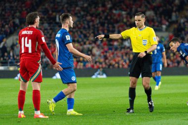 Hakem Donatas Rumas, FIFA Dünya Kupası elemeleri sırasında Kazakistan 'a verilen penaltıyı Cardiff City Stadyumu' nda Galler - Kazakistan maçı sırasında, 22 Mart 2025 tarihinde verdi.