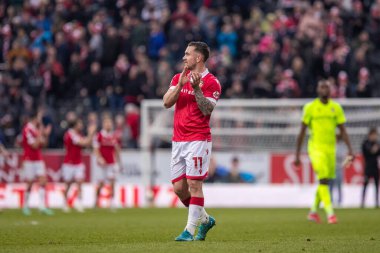 Wrexham 'dan Jack Marriott, 22 Mart 2025' te İngiltere 'nin Wrexham-Stockport County maçında tam zamanlı olarak kutluyor.