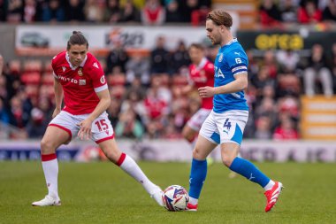 Stockport County 'den Lewis Bate, Wrexham - Stockport County maçı sırasında Wrexham - SToK Cae Ras, Wrexham, Birleşik Krallık, 22 Mart 2025