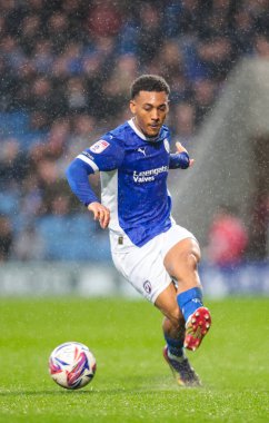 Chesterfield 'dan Lewis Gordon, 22 Mart 2025' te İngiltere 'nin Chesterfield kentindeki SMH Group Stadiumact Stadyumu' nda oynanan maçta Chesterfield-Harrogate Town maçına çıktı.