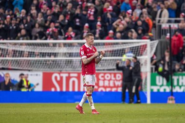 Wrexham 'dan James McClean, Wrexham-Stockport County maçı sırasında 22 Mart 2025' te Wrexham ile Wrexham, Wrexham, İngiltere