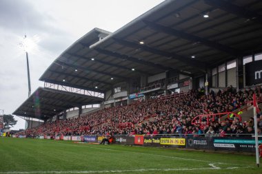 Wrexham - Stockport County maçı sırasında Wrexham - SToK Cae Ras, Wrexham, Birleşik Krallık