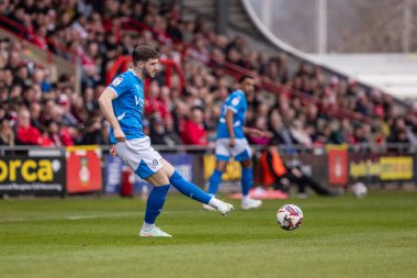 Stockport County 'den Ethan Pie, Wrexham - Stockport County maçı sırasında Wrexham - SToK Cae Ras, Wrexham, Birleşik Krallık 22 Mart 2025