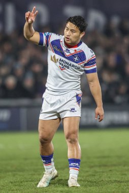 Wakefield Trinity 'den Mason Lino, Wakefield Stadyumu' ndaki Wakefield Trinity vs Hull FC maçında takım arkadaşlarına talimat verdi.