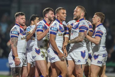 Wakefield Trinity 'den Josh Rourke, Birleşik Krallık' ın Wakefield Stadyumu 'ndaki Wakefield Trinity vs Hull FC maçında 21 Mart 2025 tarihinde oynanan Betfred Süper Lig karşılaşmasını kutluyor.