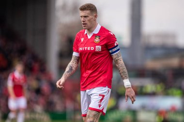 Wrexham 'dan James McClean, Sky Bet Ligi 1 karşılaşmasında Wrexham, Stockport County' ye karşı SToK Cae Ras, Wrexham, Birleşik Krallık, 22 Mart 2025