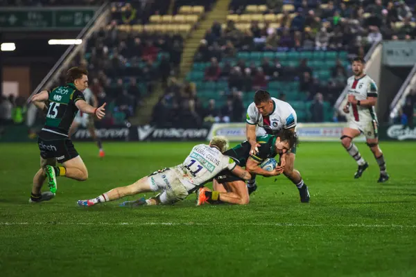 James Ramm, 21 Mart 2025 'te Franklin' s Gardens, Northampton 'daki Cinch Stadyumu' nda Gallagher Premiership maçında Ollie Hassell-Collins 'e karşı Northampton Saints - Leicester Tigers maçında yenildi.