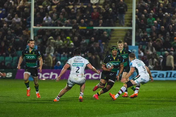 Juliano Augustus, 21 Mart 2025 'te İngiltere' nin Northampton kentindeki Franklin 's Gardens' taki Cinch Stadyumu 'nda oynanan Northampton Saints-Leicester Tigers maçında sırayı bozdu.