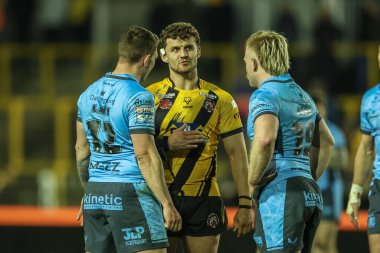 Hull FC 'den Jordan Lane, Hull FC' den Brad Fash 27 Mart 2025 'te The Mend-A-Hose Jungle, Castleford, İngiltere' de oynanan Betfred Super League 6. Raundunda Castleford Tigers vs Hull FC maçında Castleford Tigers ile konuştular.