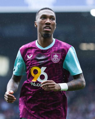 Burnley 'li Jaidon Anthony Gökyüzü İddia Şampiyonası' nda Burnley, Bristol City 'ye karşı Turf Moor, Burnley, Birleşik Krallık' ta 29 Mart 2025