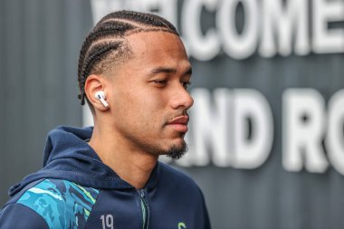 Swansea City 'den Florian Bianchini, 29 Mart 2025' te Leeds United ile Swansea City arasındaki Sky Bet Şampiyonası maçında geldi.