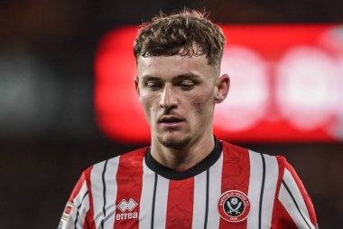 Sheffield United takımından Harrison Burrows 28 Mart 2025 'te Sheffield United, Sheffield Lane, İngiltere' de Coventry City 'ye karşı oynadığı maçta