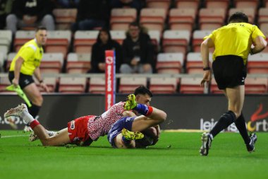 Wakefield Trinity 'den Olly Russell 28 Mart 2025' te Leigh Spor Köyü 'nde oynanan Betfred Süper Lig 6. Raundunda skoru 0-4 yaptı.