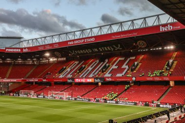 Bramall Lane 'in 28 Mart 2025' te İngiltere 'nin Sheffield Lane şehrinde oynanan ve Sheffield United' ın Coventry City 'e karşı oynadığı maçtaki genel görüntüsü.