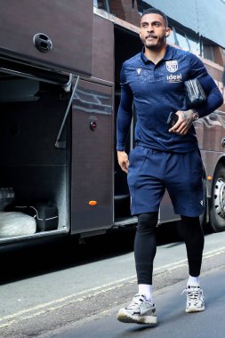 West Bromwich Albion 'dan Karlan Ahearne-Grant, 29 Mart 2025' te İngiltere 'nin Carrow Road kentindeki Norwich City-West Bromwich Albion maçından önce Carrow Road' a vardı.