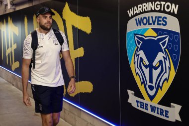 Warrington Wolves takımından James Harrison, 28 Mart 2025 'te Warrington Wolves - Leeds Rhinos maçında Warrington Stadyumu, Warrington, İngiltere' de karşılaştı.