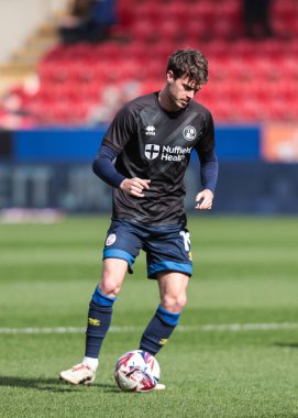 Crawley Town 'dan Jeremy Kelly maç öncesi ısınma oturumunda Sky Bet 1 maçı sırasında New York Stadyumu' nda Rotherham United 'a karşı Crawley Town, Rotherham, Birleşik Krallık, 29 Mart 2025