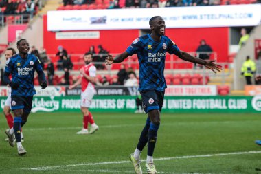 Crawley Town 'dan Panutche Camar, 29 Mart 2025' te New York Stadyumu 'nda oynanan Sky Bet 1 karşılaşmasında 0-4 öne geçti.