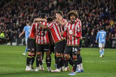 Sheffield United takımından Gustavo Hamer, 28 Mart 2025 'te Sheffield Lane, Sheffield, İngiltere' de oynanan Sky Bet Şampiyonası maçında 1-0 'lık galibiyetini kutluyor.