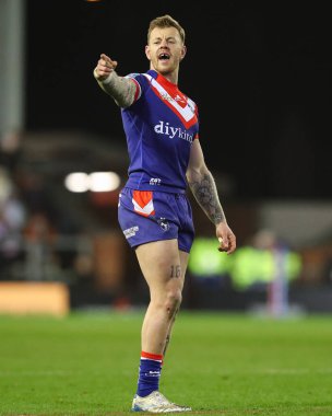 Wakefield Trinity 'den Tom Johnstone Betfred Süper Lig 6. raundunda takım arkadaşlarına talimat veriyor. Leigh Leopards - Wakefield Trinity maçı, Leigh Spor Köyü, Leigh, İngiltere, 28 Mart 2025