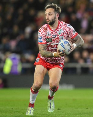 Leigh Leoparları 'ndan Gaz O' brien, 28 Mart 2025 'te Leigh Spor Köyü' nde oynanan 6. Betfred Süper Lig karşılaşmasında Leigh Leopards 'a karşı Wakefield Üçlemesi' nde maç yapıyor.