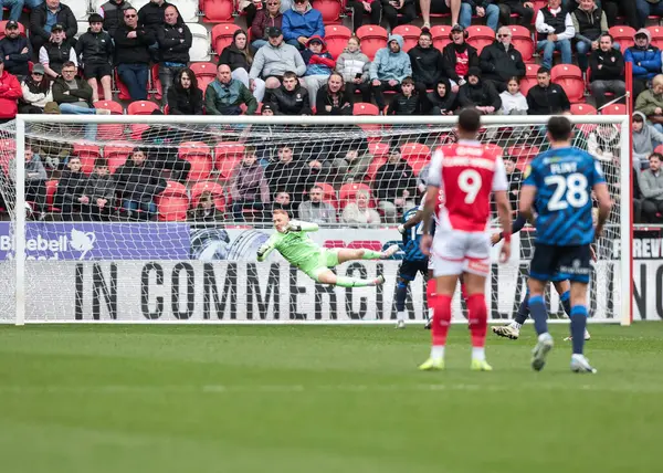 Crawley Town takımından Kamari Doyle, 29 Mart 2025 'te New York Stadyumu' nda oynanan Sky Bet 1 karşılaşmasında 1-0 berabere kaldı.