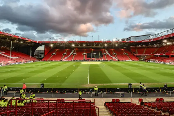 Bramall Lane 'in 28 Mart 2025' te İngiltere 'nin Sheffield Lane şehrinde oynanan ve Sheffield United' ın Coventry City 'e karşı oynadığı maçtaki genel görüntüsü.
