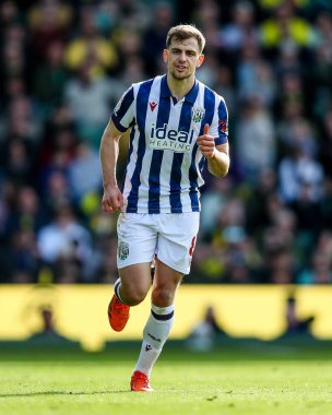West Bromwich Albion takımından Jayson Molumby, 29 Mart 2025 'te Norwich City, Carrow Road, Norwich, İngiltere' de West Bromwich Albion 'a karşı oynanan maçta maç yapıyor.
