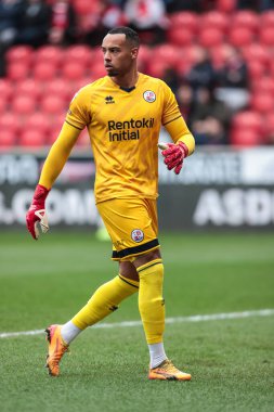Rotherham United takımından Cameron Dawson, 29 Mart 2025 'te New York Stadyumu' nda oynanan Rotherham United - Crawley Town maçında