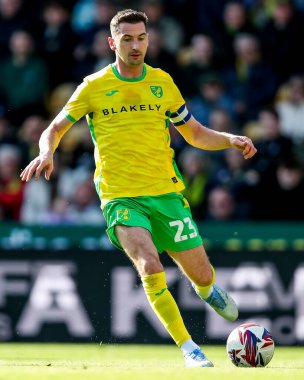 Norwich City 'den Kenny McLean, 29 Mart 2025' te Norwich City, Norwich Road, Norwich 'te West Bromwich Albion' a karşı oynadığı Sky Bet Şampiyonası maçında topla koşuyor.